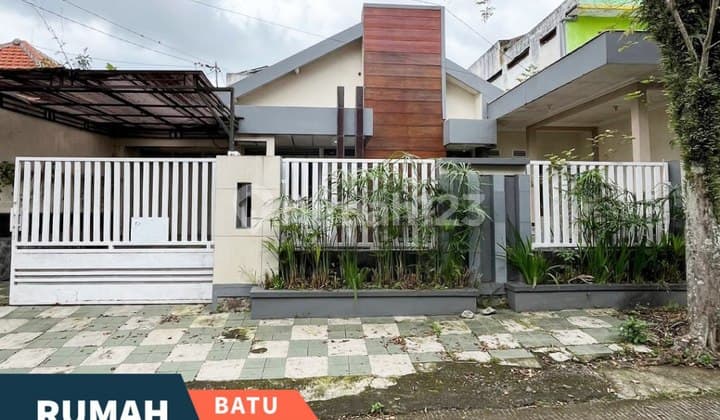 Dijual Rumah Dekat Wisata Dekat Pusat Kota Batu Strategis