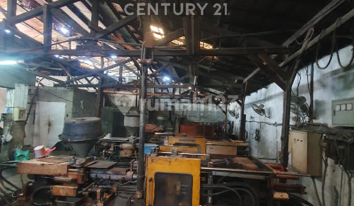 Disewakan Eks Pabrik Injection Plastik di Raya Prepedan