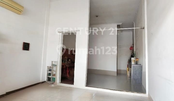 Rumah Minimalis 3 Lantai Di Blok4 Muara Karang JakUt