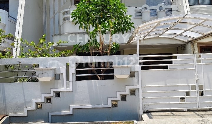 Rumah Cakep 2 Lt Di Komplek Green Garden JakBar