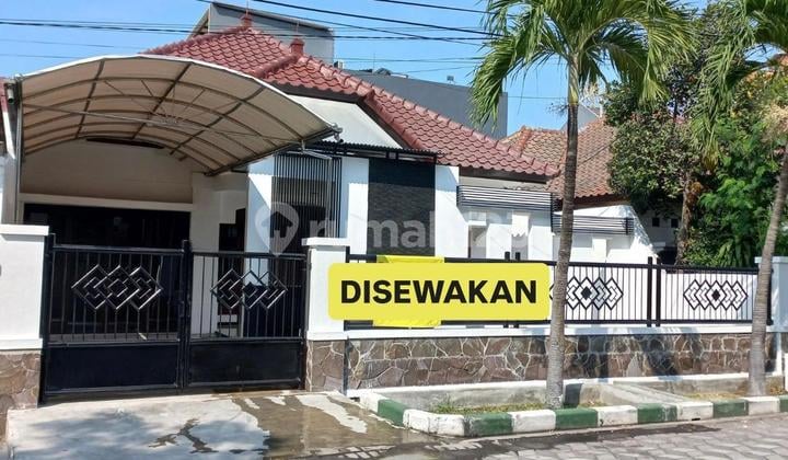 DISEWAKAN RUMAH TERAWAT & BERSIH BARUK PONDOK NIRWANA
