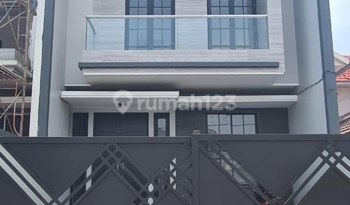 Dijual Rumah Baru Manyar Kertoadi Row Jalan 3,5 Mobil Surabaya Dijual Rumah Baru Manyar Kertoadi Row Jalan 3,5 Mobil Surabaya