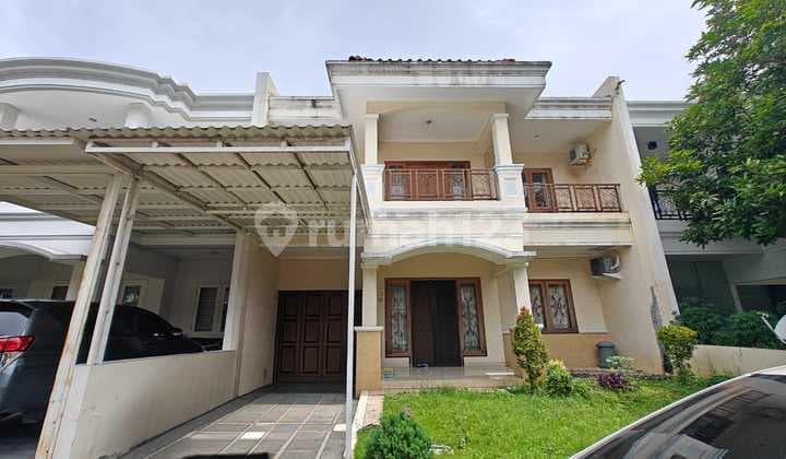 Minimalist House Royal Park 1 Citraland Surabaya