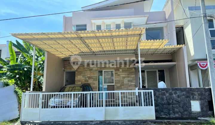 Dijual Rumah Pantai Mentari 2 Lantai Terawat, Bersih & Siap Huni Surabaya