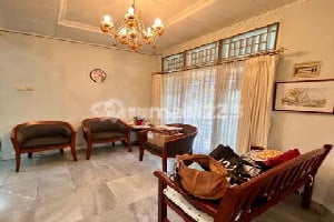 Jual Cepat Rumah 1.5 Lt Hoek Siap Huni Dalam Cluster di Sektor 9