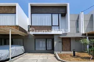 Minimalist New House with Spacious Backyard in Bintaro Area