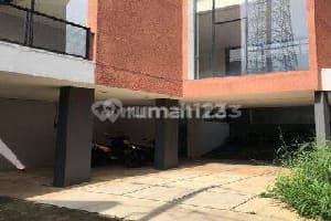 Rumah Siap Huni Bebas Banjir Di Townhouse Lebak Bulus Jaksel