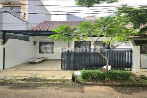 TIDY HOUSE READY TO OCCUPY 1.5 FLOORS IN BINTARO JAYA SECTOR 5