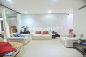 Rumah 2 Lantai Hadap Timur Siap Huni Dalam Cluster di Sektor 2