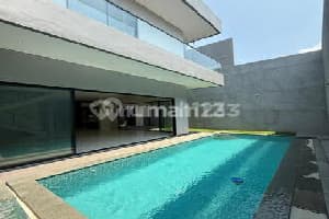 Drop Price Brand New Modern With Private Pool di Sektor 7 Bintaro