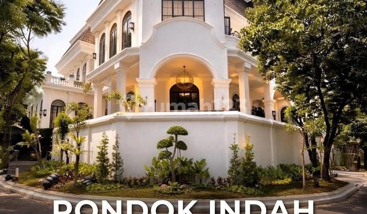 Rumah Baru Mewah Area Perumahan Elite Desain American Classic Modern Posisi Hoek di Pondok Indah