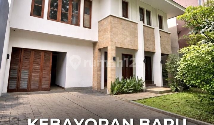 Rumah Bagus Terawat Siap Huni Lokasi Strategis Prime Area Dekat Sudirman Senayan di Kebayoran Baru