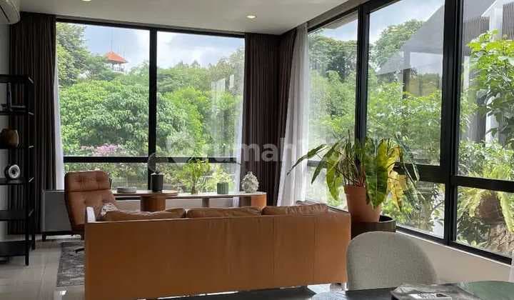 House with 3 Facades and Private Swimming Pool Ready to Occupy in Serenia Hills