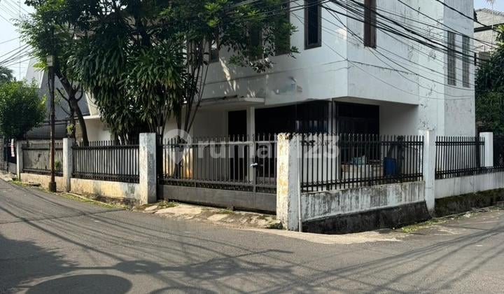 Rumah Area Strategis Cocok Utk Usaha Kost Rumah Tinggal Fatmawati Cilandak