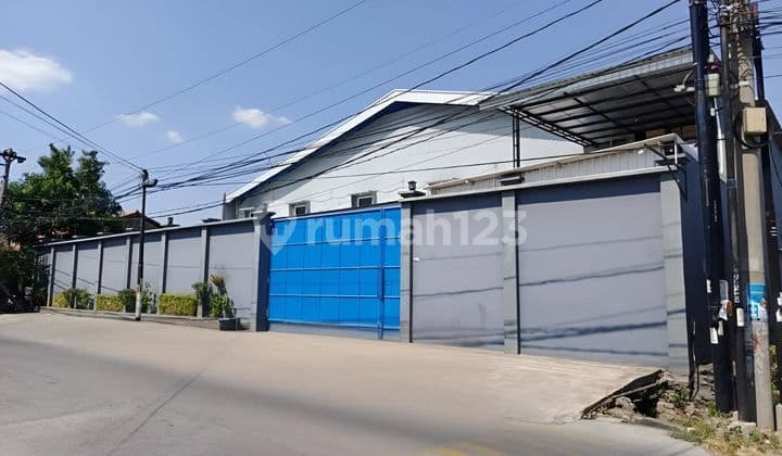 Gudang Siap Pakai Jl Woltermonginsidi Pedurungan