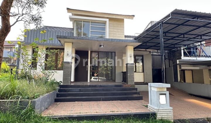 RUmah minimalis hook graha taman pelangi BSB