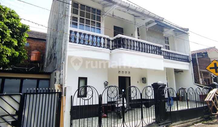 Jual Murah Rumah Kost di Margahayu Kota Bandung. Kondisi Aktif. Bagus untuk Investasi dan Menguntungkan