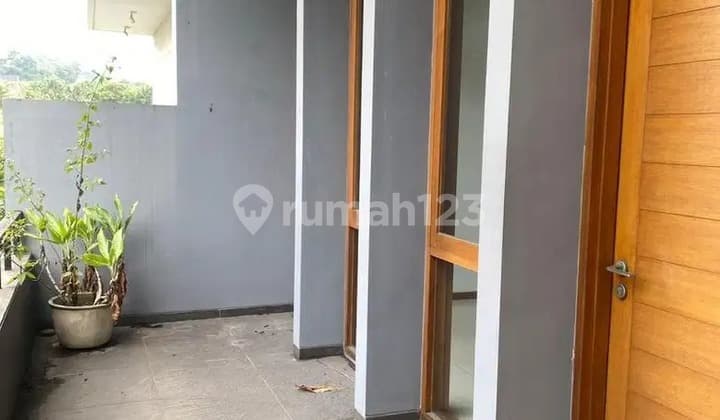 Disewakan Rumah Minimalis Setra Duta Hegar
