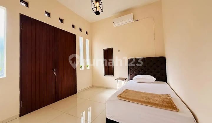 Dijual Rumah Lokasi Sangat strategis Jalan Setrasari Raya kota Bandung