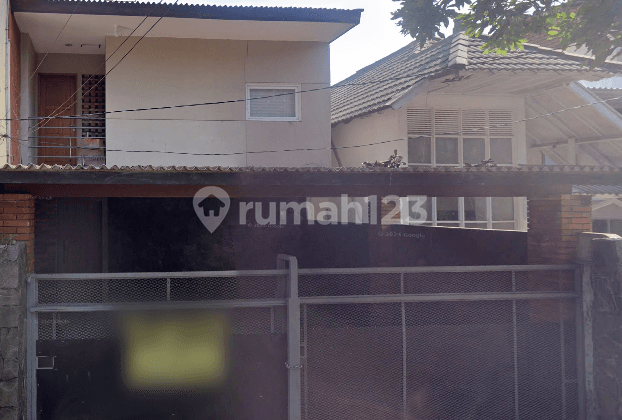 For sale, comfortable house in Setra Duta complex