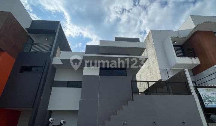 For Sale, New Kos Near Rajawali Cihanjung College of Health Sciences, West Bandung.