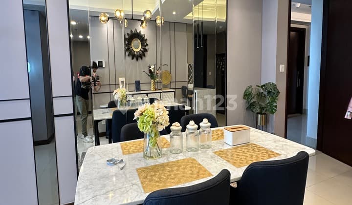 Apartemen Casa Grande Phase 2 3 Kamar Tidur Furnished Baru