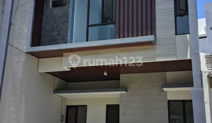 Rumah Baru Dekat Kampus Itats dan Raya Merr di Klampis Surabaya