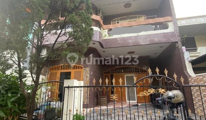 Rumah Full Furnish 2,5 Lantai di Rungkut Menanggal Harapan
