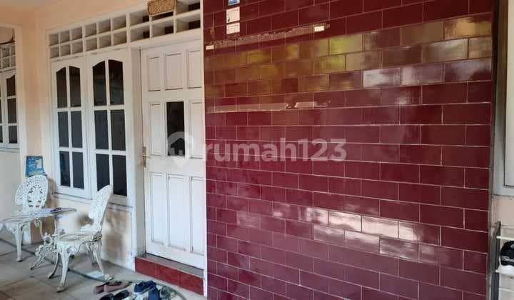 Ready-to-Occupy House in Menanggal Gayungan Housing Complex, Surabaya