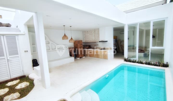 Villa Putih Mediteranian Style Jimbaran Uluwatu Bali 4 Unit Left