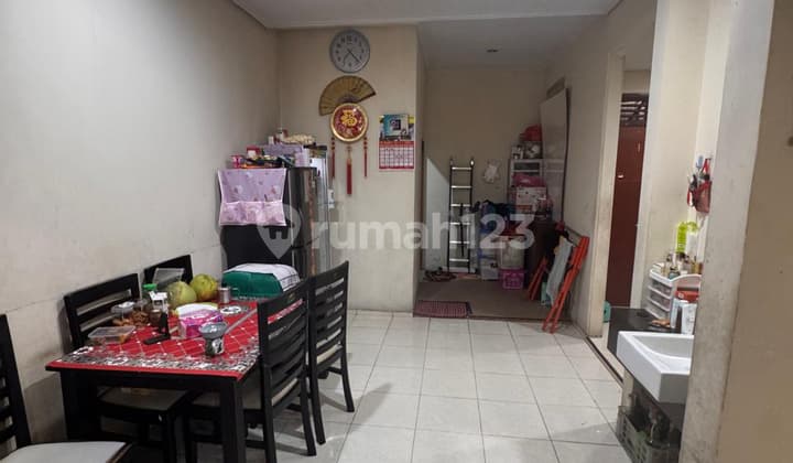 For Sale House on Mawar Street, Cengkareng, Good Location