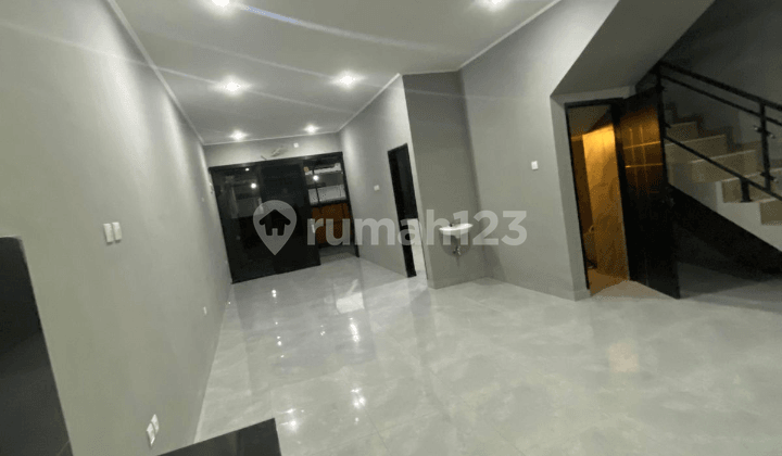 Dijual Rumah Lux Baru Taman Kopo Indah 2