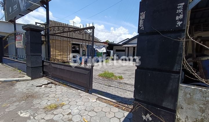 STRATEGIC OFFICE AND HOUSE