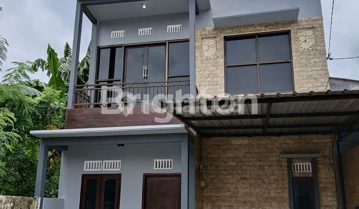 RUMAH HOOK 2LANTAI SUKODONO