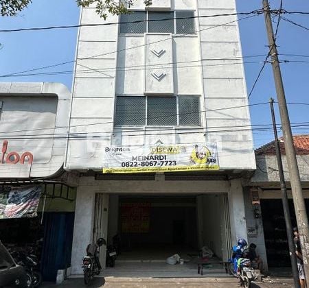 Sewa Ruko 4 Lantai Murah Jl. Yos Sudarso Pasar Kliwon Solo