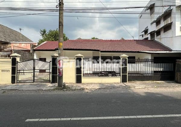 Rumah Murah Solo Dekat Solo Grand Mall Laweyan