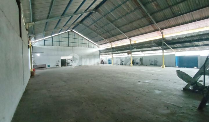 Cheap Warehouse with Container Access in Sambungmacan, Sragen
