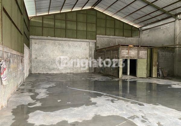 Affordable Warehouse Rental with Container Access in Banjarsari, Solo City