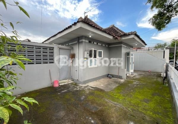 Sewa Rumah dan Ruang Usaha Cocok untuk Cafe Tengah Kota Solo