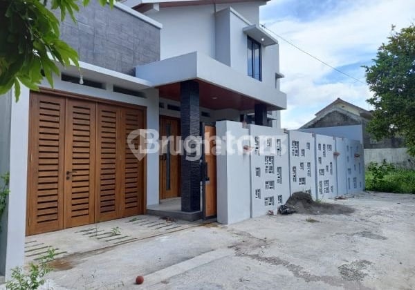 Rumah Baru 2 Lantai di Banyuanyar Banjarsari Solo