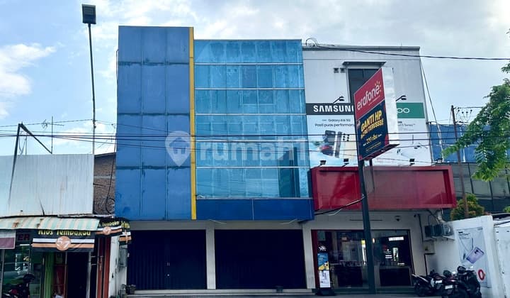 Sewa Ruko 3 Lantai Murah Area Pasar Sukoharjo Kota