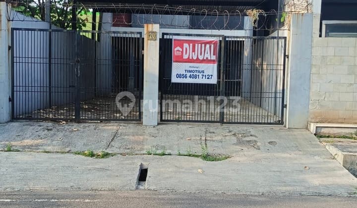 Rumah Tingkat 2 Garasi 4 Mobil