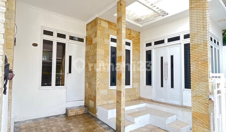 Jual Rumah Bagus Rapih Di Bukit Golf Cibubur