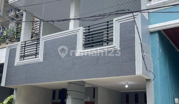 Jual Rumah 2 Lantai Siap Huni di Kranggan Permai Cibubur