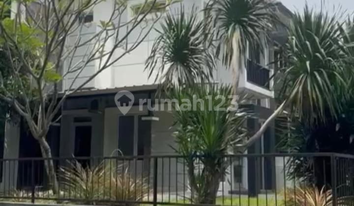 Jual Rumah Hook di Bukit golf cibubur, Cibubur