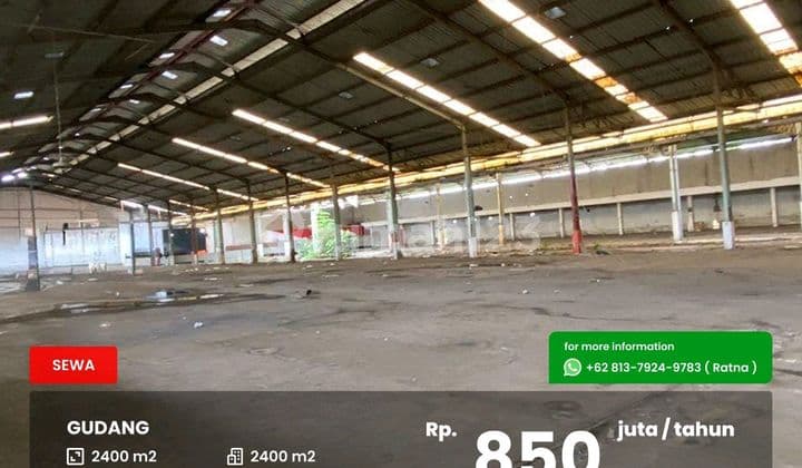 Gudang Luas Akses Kontainer Poros Jalan Raya Karanglo