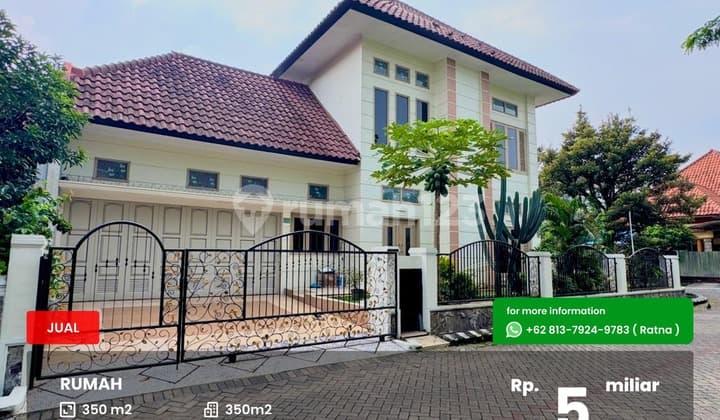 2-Story Permata Jingga House