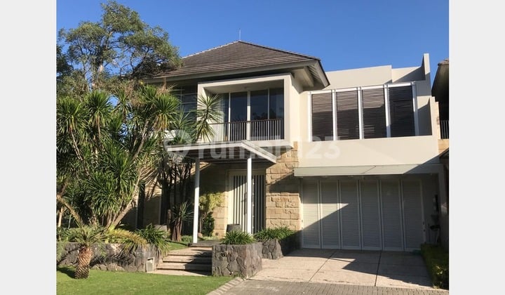 Diamond Hill, Citraland Dekat Uc - Rumah Mewah Minimalis 2 Lantai Full Furnished dengan Kolam Ikan