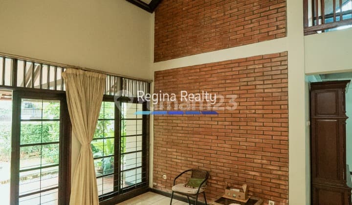 Dijual Cepat Rumah Modern Tropis di Duren Sawit.