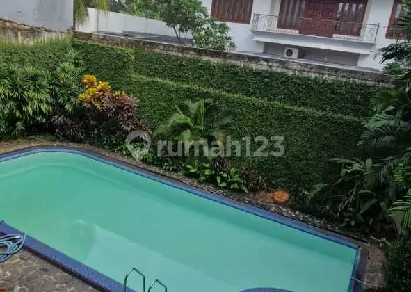 For Rent: House Suitable for Office, Menteng, Central Jakarta